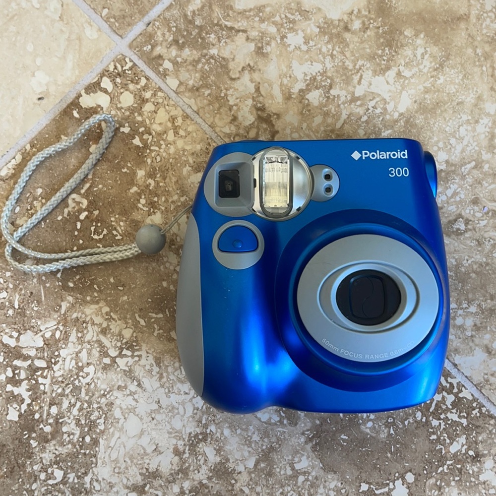 Polaroid 300 Camera 💙